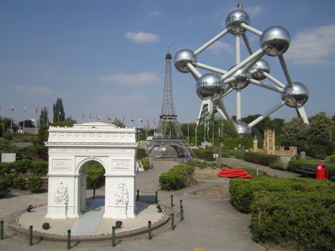 IMG_Mini_Europe_desarraigado.com